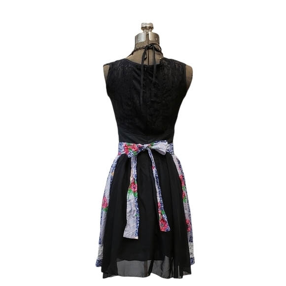 VINTAGE floral lace cottagecore handmade kitchen half apron - Picture 3 of 9